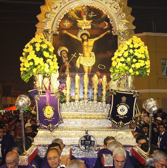 INCN bendecido con la visita del Señor de los Milagros
