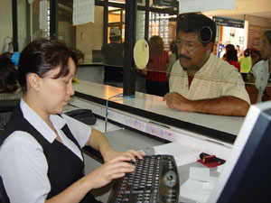 INCN amplía cobertura de atención a pacientes SIS